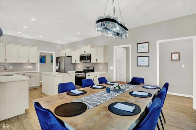 1158 N Deer Meadows Road, Delphi, IN 46923