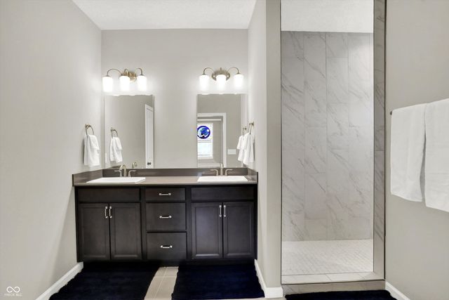 1158 N Deer Meadows Road, Delphi, IN 46923