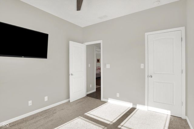 1158 N Deer Meadows Road, Delphi, IN 46923