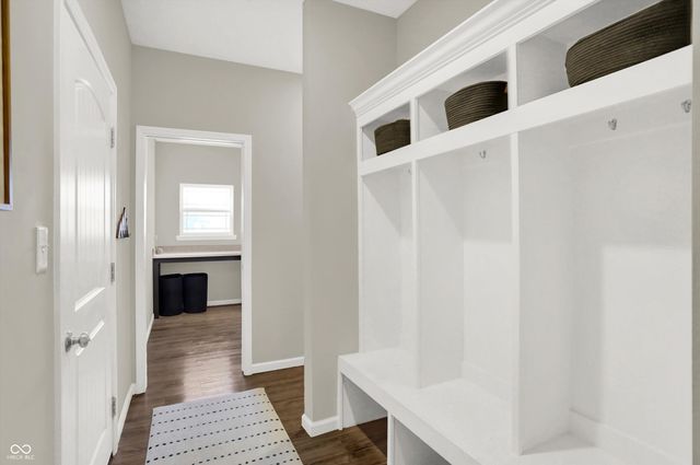 1158 N Deer Meadows Road, Delphi, IN 46923