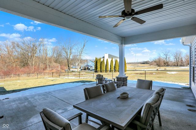 1158 N Deer Meadows Road, Delphi, IN 46923