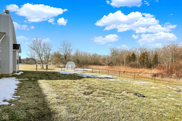 1158 N Deer Meadows Road, Delphi, IN 46923