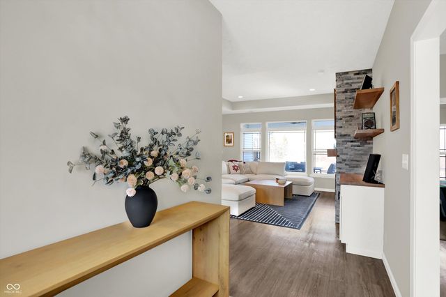 1158 N Deer Meadows Road, Delphi, IN 46923