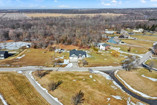 1158 N Deer Meadows Road, Delphi, IN 46923