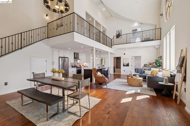 6300 Shattuck Ave 1, Oakland, CA 94609