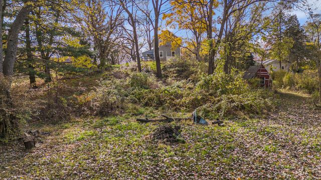 3503 3 Mile Road NE, Grand Rapids, MI 49525