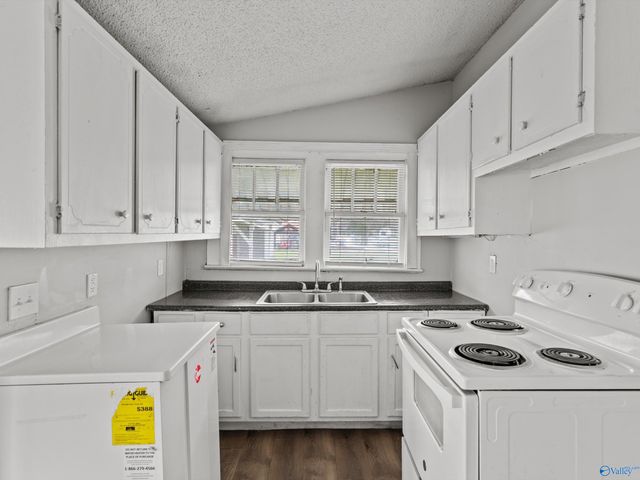 815 Appleby Street NW, Huntsville, AL 35816