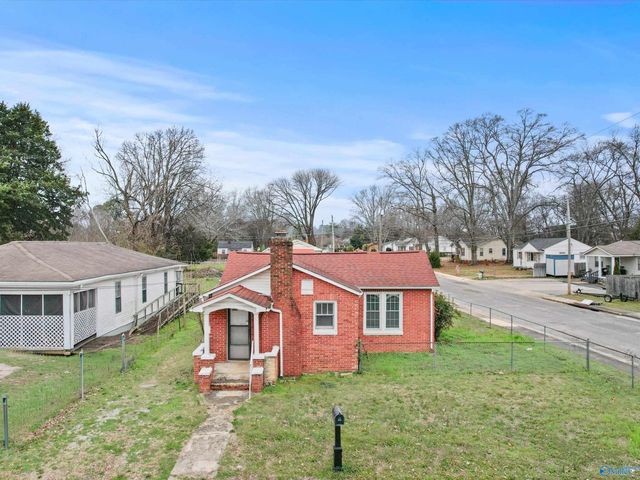 815 Appleby Street NW, Huntsville, AL 35816