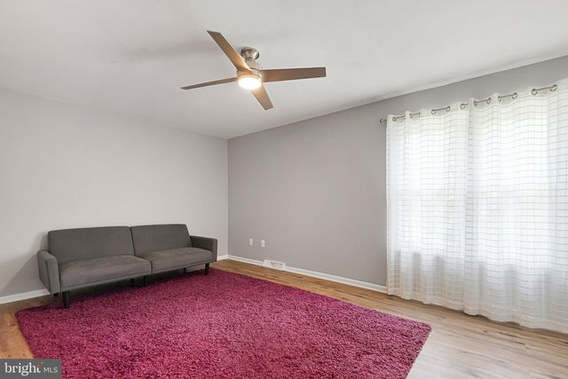 710 AMBLESIDE DR, Wilmington, DE 19808