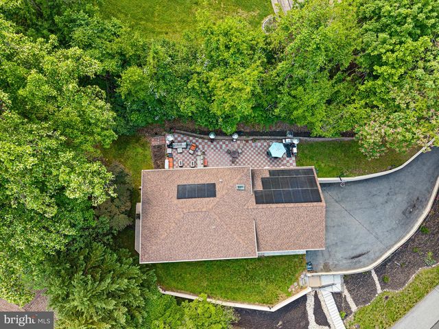 710 AMBLESIDE DR, Wilmington, DE 19808