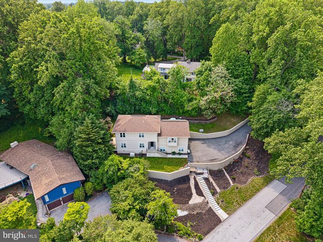 710 AMBLESIDE DR, Wilmington, DE 19808