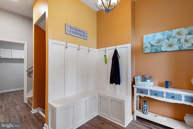 710 AMBLESIDE DR, Wilmington, DE 19808