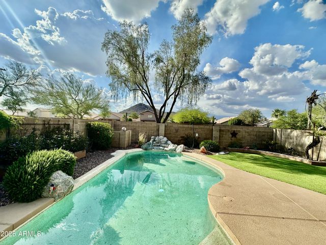 2138 E Williams Drive, Phoenix, AZ 85024