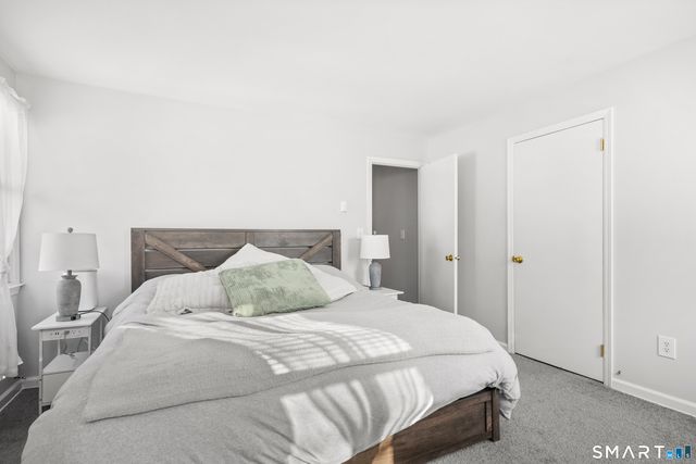 215 York Road, Fairfield, CT 06825