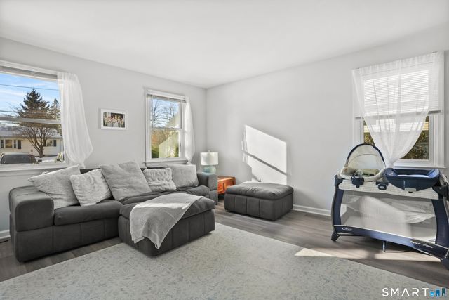 215 York Road, Fairfield, CT 06825