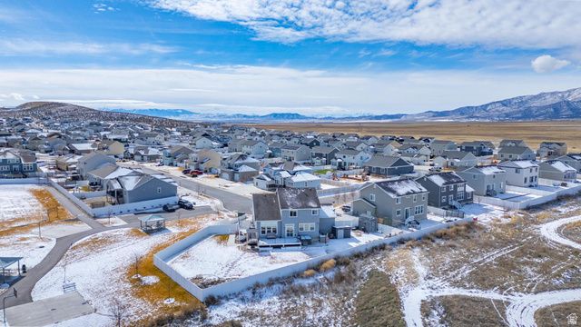 1857 E THUNDER GULCH RD, Eagle Mountain, UT 84005