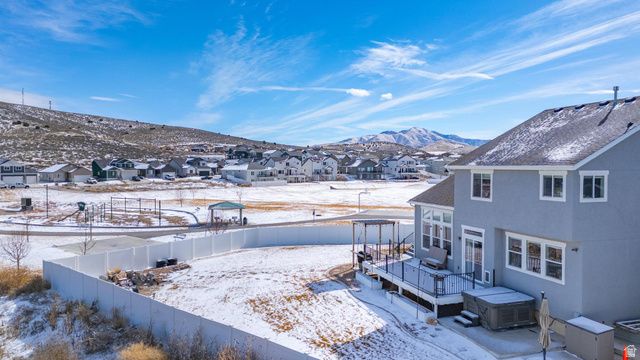 1857 E THUNDER GULCH RD, Eagle Mountain, UT 84005