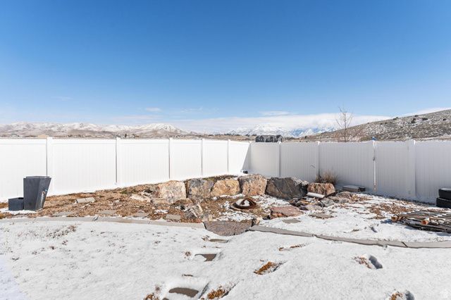 1857 E THUNDER GULCH RD, Eagle Mountain, UT 84005