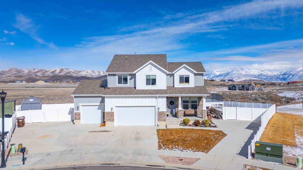 1857 E THUNDER GULCH RD, Eagle Mountain, UT 84005