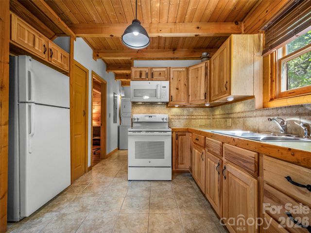 125 Pine Ridge Drive, Bostic, NC 28018