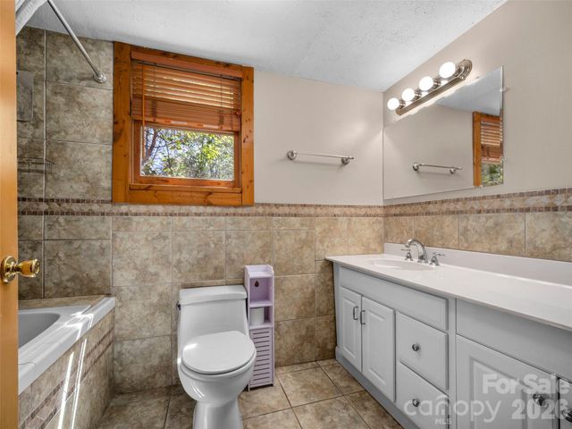 125 Pine Ridge Drive, Bostic, NC 28018