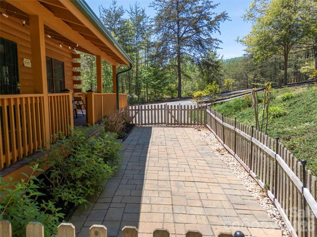 125 Pine Ridge Drive, Bostic, NC 28018