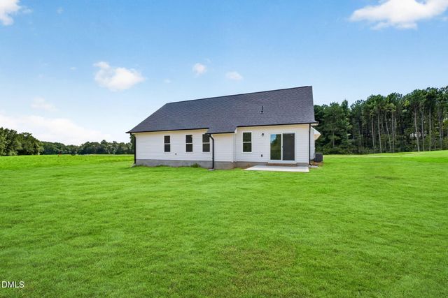 169 Cow Camp Road, Dunn, NC 28334