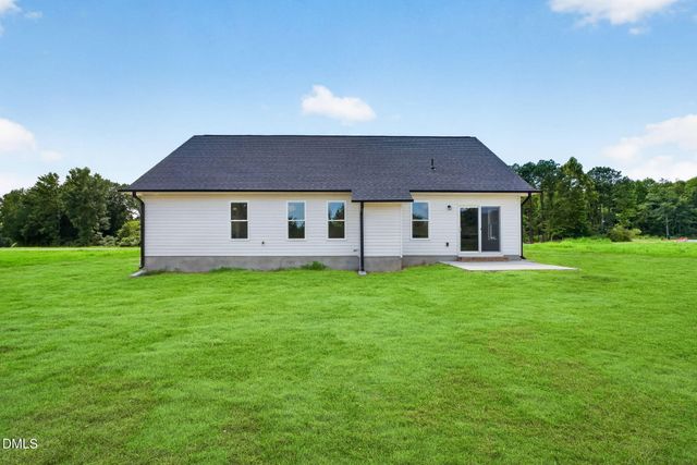 169 Cow Camp Road, Dunn, NC 28334