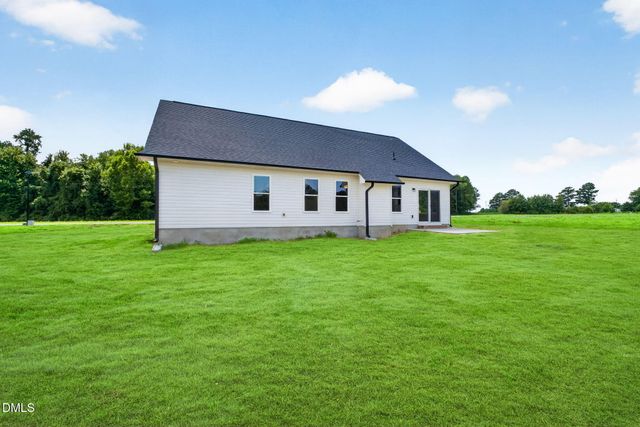 169 Cow Camp Road, Dunn, NC 28334
