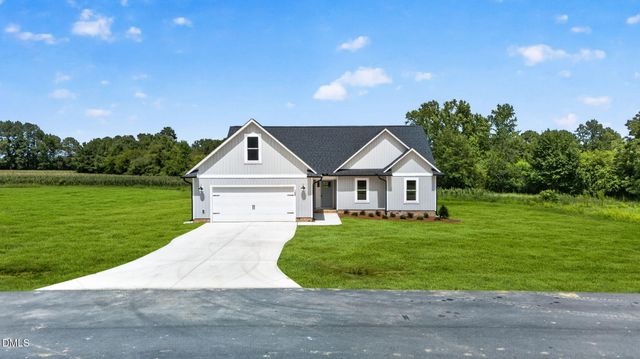 169 Cow Camp Road, Dunn, NC 28334