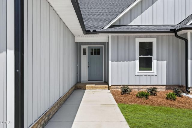 169 Cow Camp Road, Dunn, NC 28334