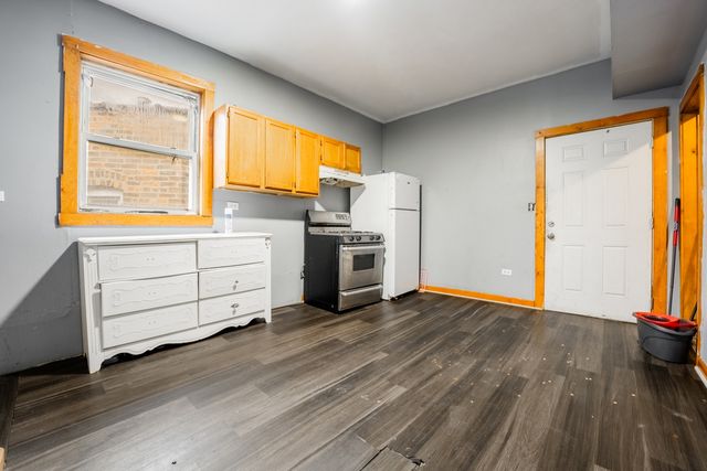 5338 S Wood Street, Chicago, IL 60609