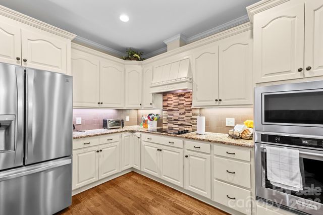 4080 Barbrick Street, Sherrills Ford, NC 28673