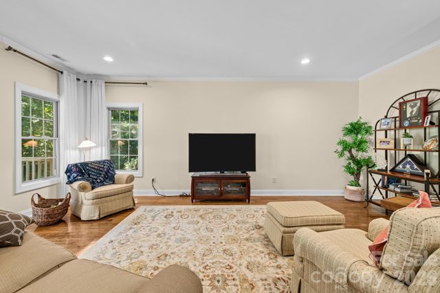 4080 Barbrick Street, Sherrills Ford, NC 28673