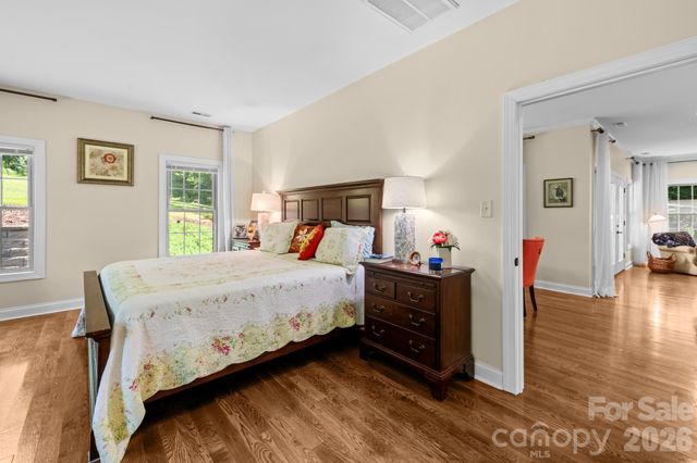 4080 Barbrick Street, Sherrills Ford, NC 28673