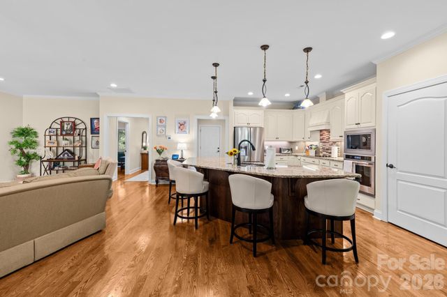 4080 Barbrick Street, Sherrills Ford, NC 28673