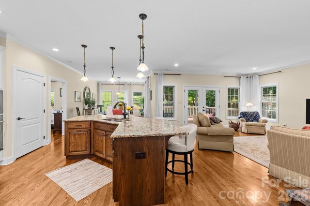 4080 Barbrick Street, Sherrills Ford, NC 28673