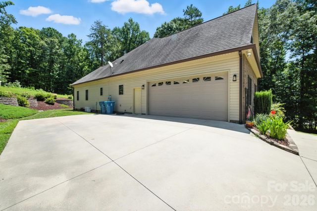 4080 Barbrick Street, Sherrills Ford, NC 28673