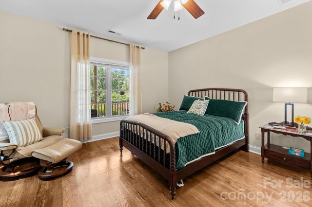 4080 Barbrick Street, Sherrills Ford, NC 28673