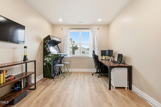 608 Barbour Farm Lane, Four Oaks, NC 27524