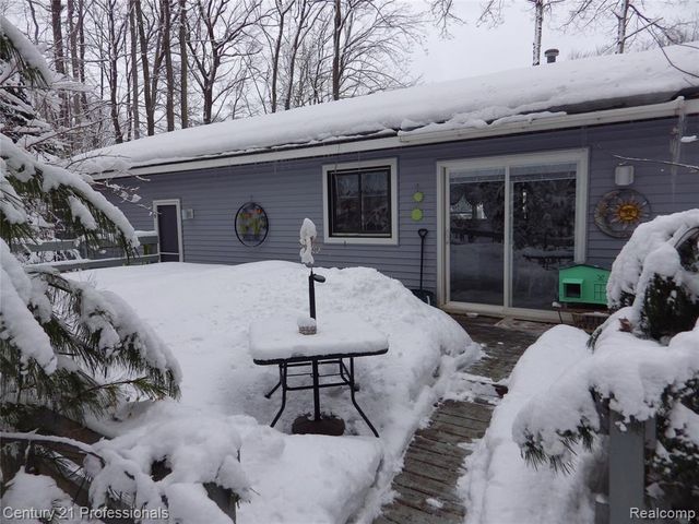 1137 Reads Run, Traverse City, MI 49685