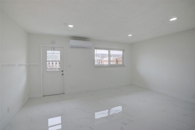 1750 NE 56TH CT 4, Fort Lauderdale, FL 33334