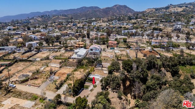 627 N Marquette Street, Pacific Palisades, CA 90272