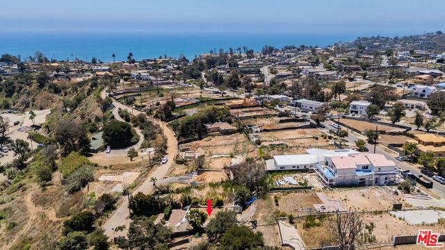 627 N Marquette Street, Pacific Palisades, CA 90272