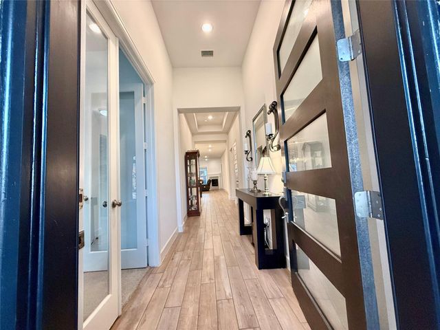 27107 Spearbract Hollow Trail, Hockley, TX 77447