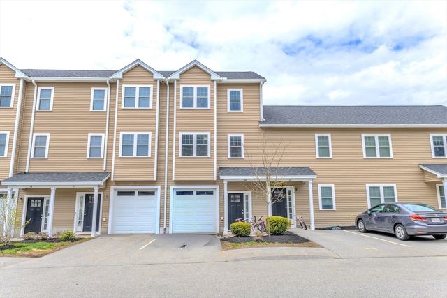 7 Gorham St 60, Chelmsford, MA 01824