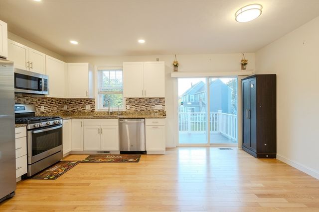 7 Gorham St 60, Chelmsford, MA 01824