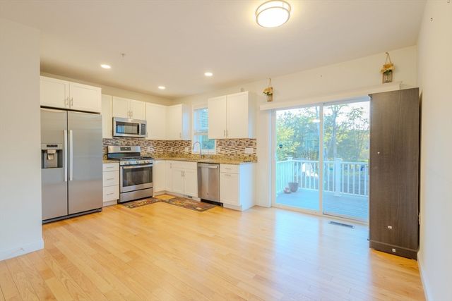 7 Gorham St 60, Chelmsford, MA 01824