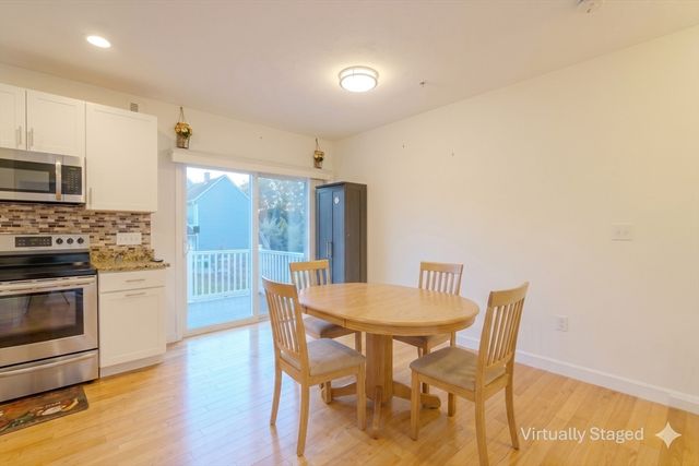 7 Gorham St 60, Chelmsford, MA 01824