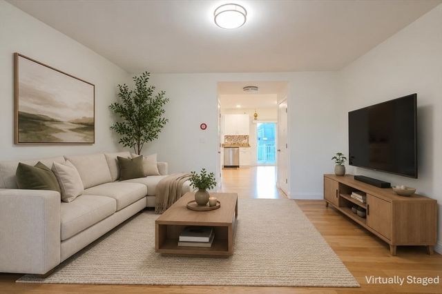 7 Gorham St 60, Chelmsford, MA 01824